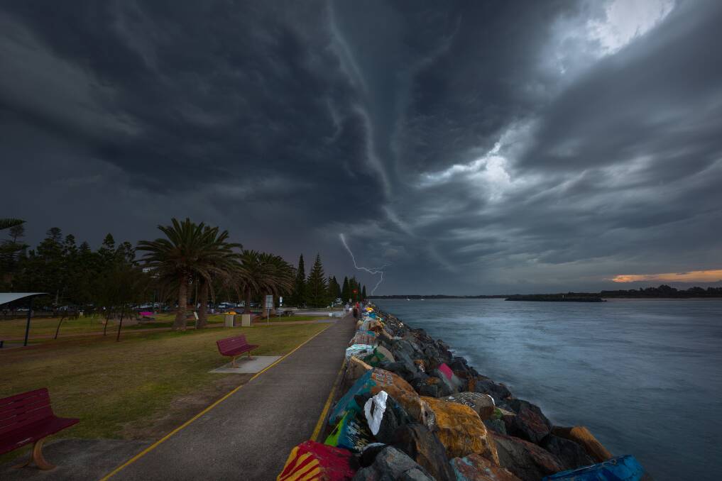 Cracking shot: Weatherzone has forecast Monday's maximum temperature will climb to 32 degrees with a chance of thunderstorms from around noon. Pic: Ivan Sajko