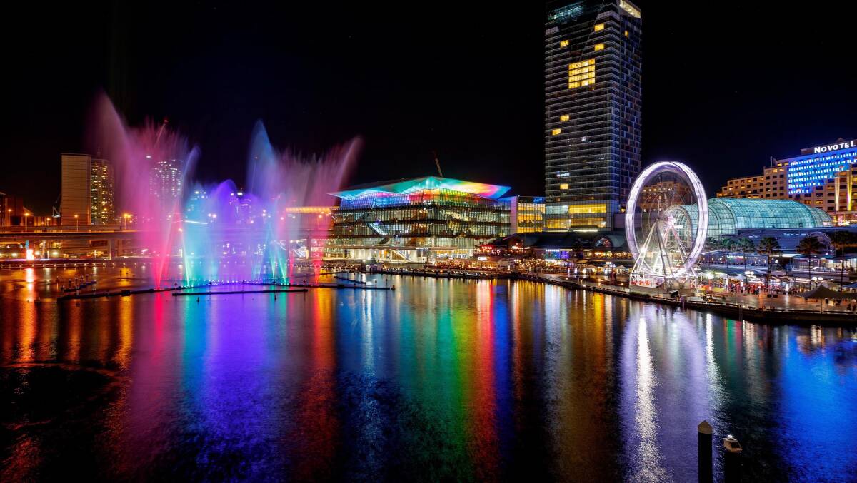 Darling Harbour … Lasers, fountains, flame jets, music and fireworks.