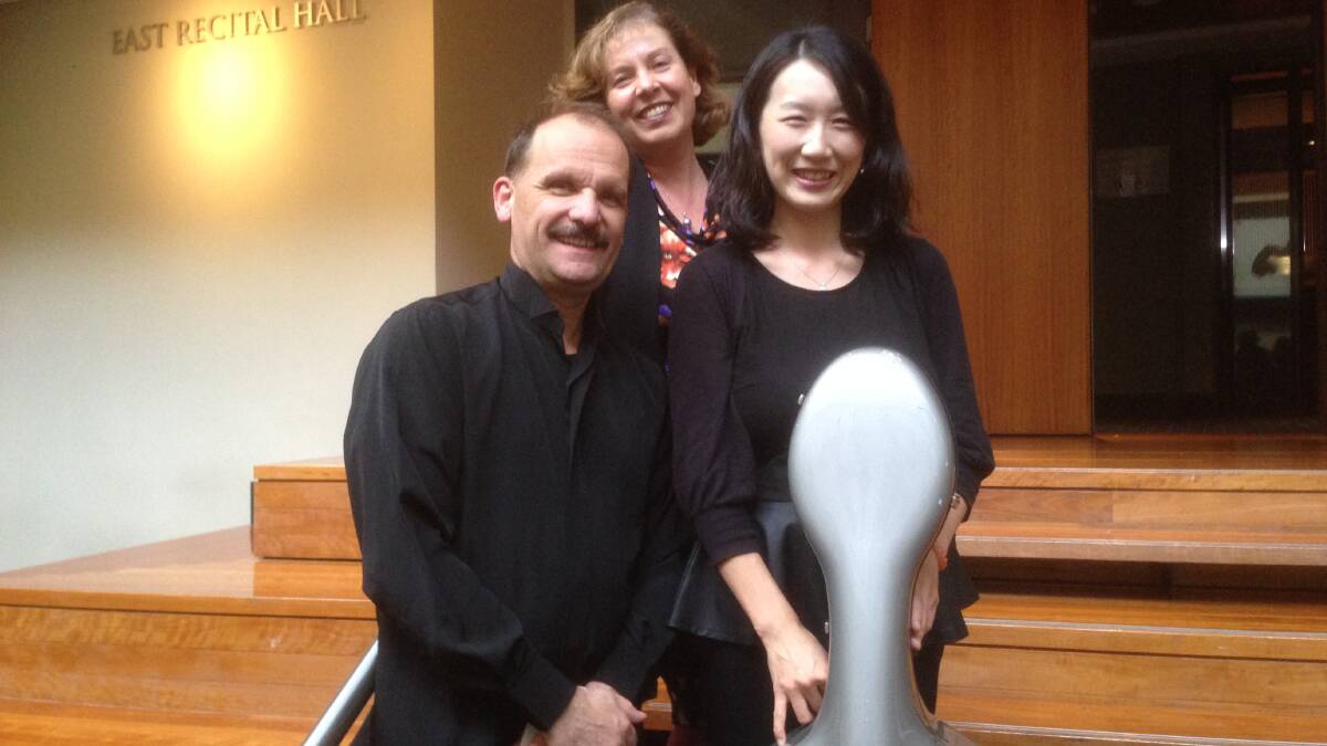 TRIO NOVALIS: Jeanell Carrigan (piano), Goetz Richter (violin) and Minah Choe (cello).