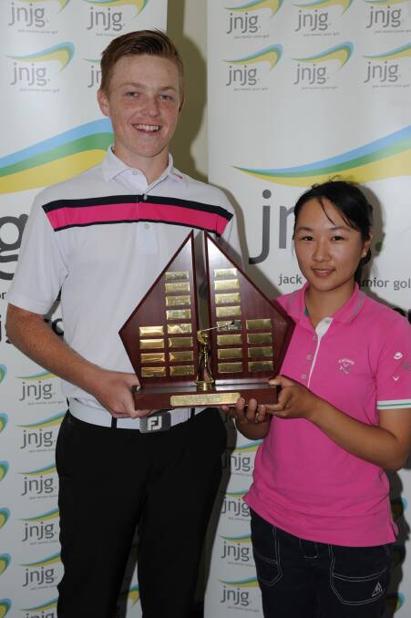 WINNERS: Jye Pickin from Avondale Golf Club and Yuka Lin Lakes Golf Club.