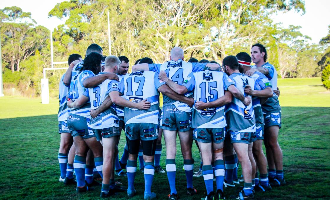 Laurieton Hotel Stingrays getting pumped before first half. Photo: Indianna Symons 