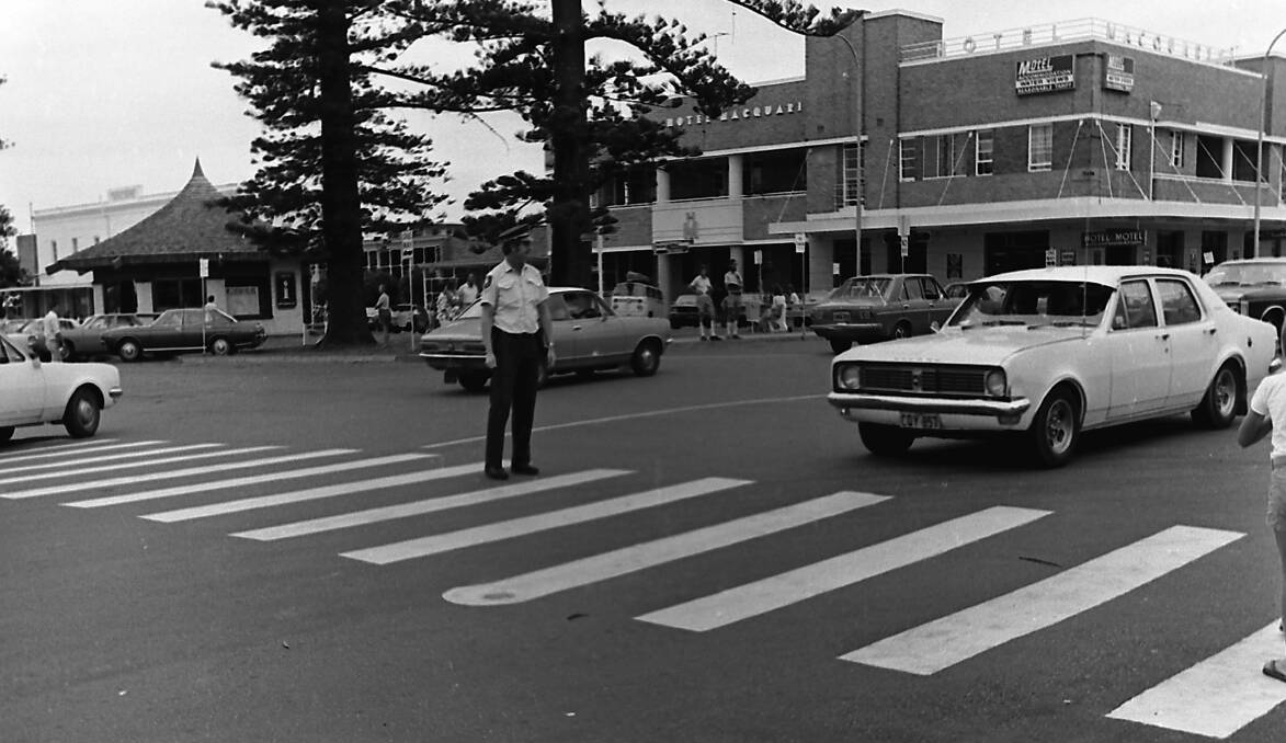 The pedestrian crossing on the corner of Clarence Street, and Horton streets.
