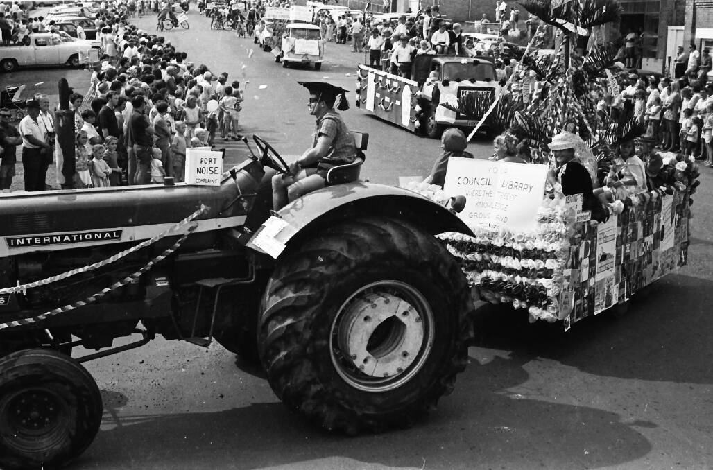Representatives: Port Macquarie Municipal Councils float in the Carnival of the PInes procession, 1971.