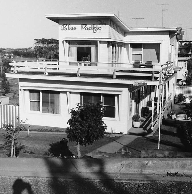 The Blue Pacific Holiday Flats, circa 1960s, overlook Town Beach. Photo supplied by Port Macquarie Museum.
