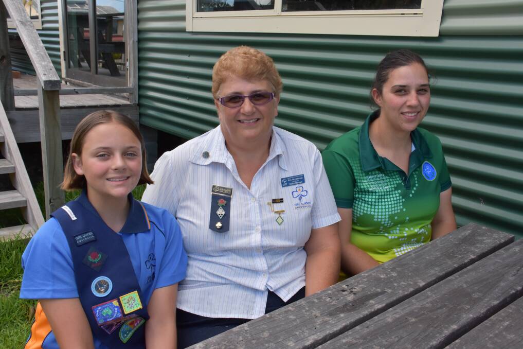 Camden Haven Girl Guides: Lorna MacLachlan, Kim Woodhouse and Sally Woodhouse. 