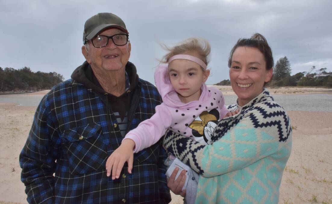 Heartfelt donation: Don Bailey, Willow Powick and Skye Powick at Lake Cathie on Tuesday, September 10. 