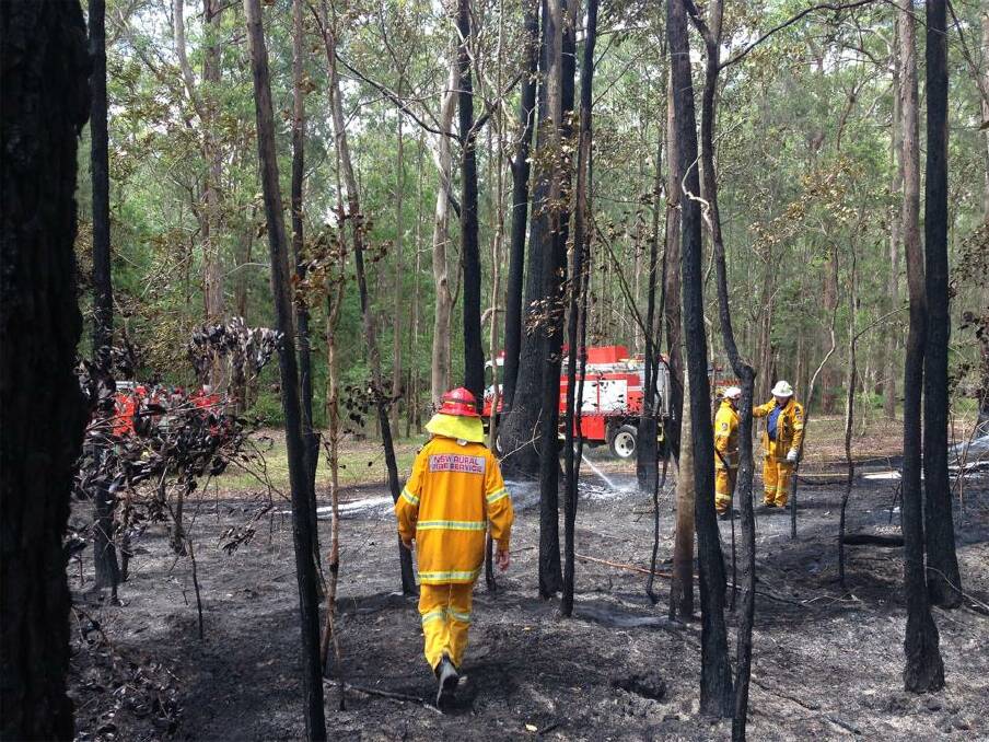 Lake Cathie Rural Fire Brigade Captain, 7 and 1 — at Jolly Nose Area in January, 2014. Photo: Bonny Hills Rural Fire Brigade. 