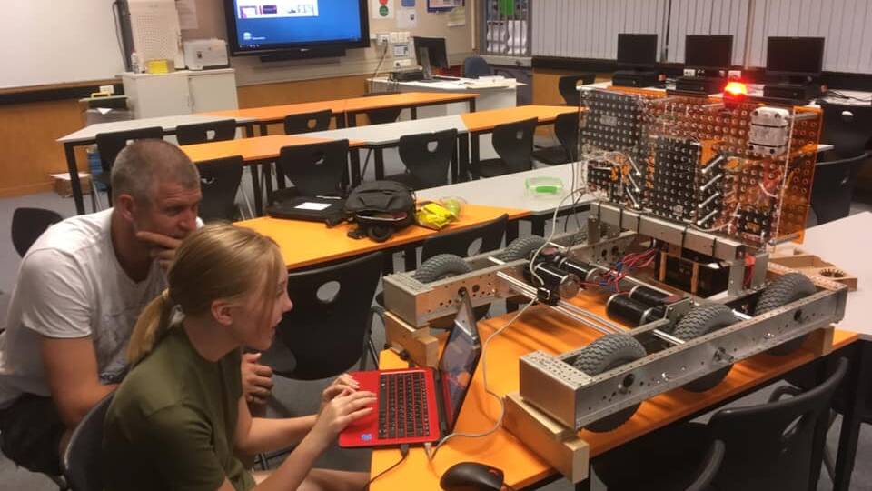 Students kick off their 2019 robotics campaign