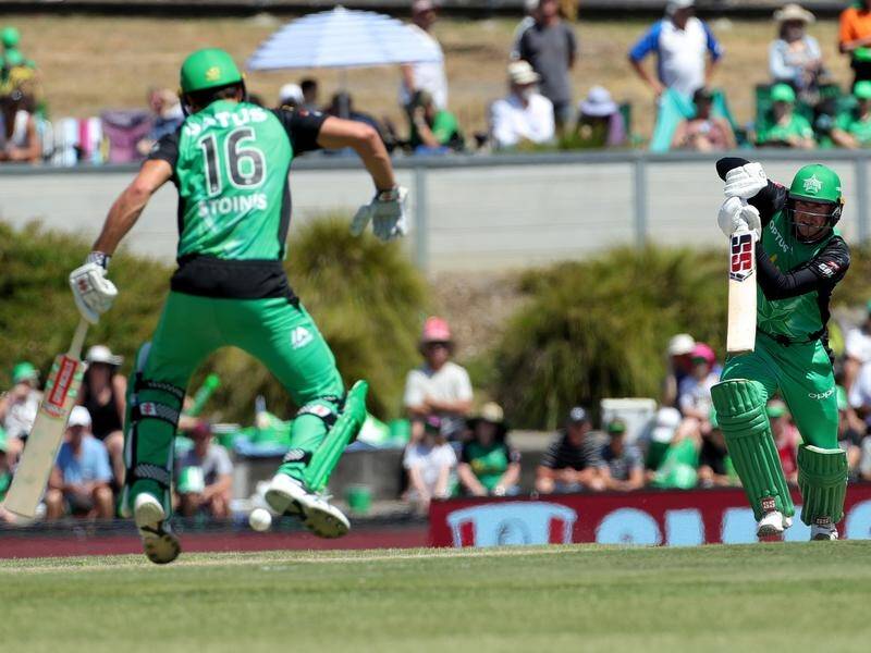 Marcus Stoinis (l) and Ben Dunk had a century partnership in the Stars' BBL win over the Strikers.